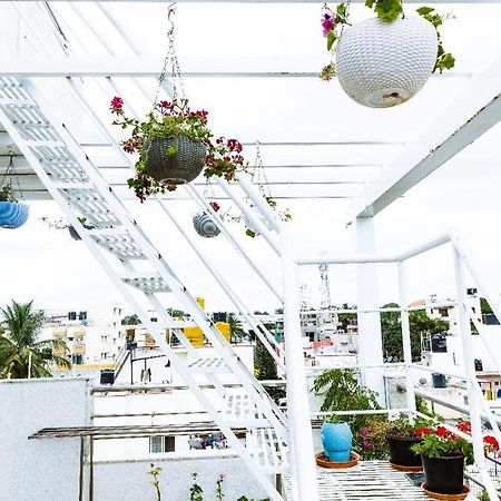 Rvr Abode -Private Rooms 벵갈루루 외부 사진