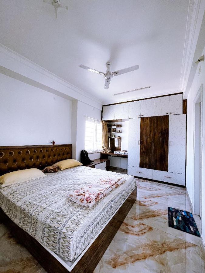 Rvr Abode -Private Rooms 벵갈루루 외부 사진