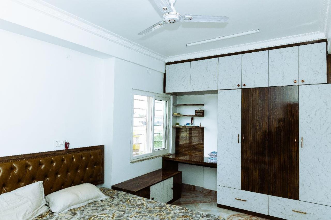 Rvr Abode -Private Rooms 벵갈루루 외부 사진