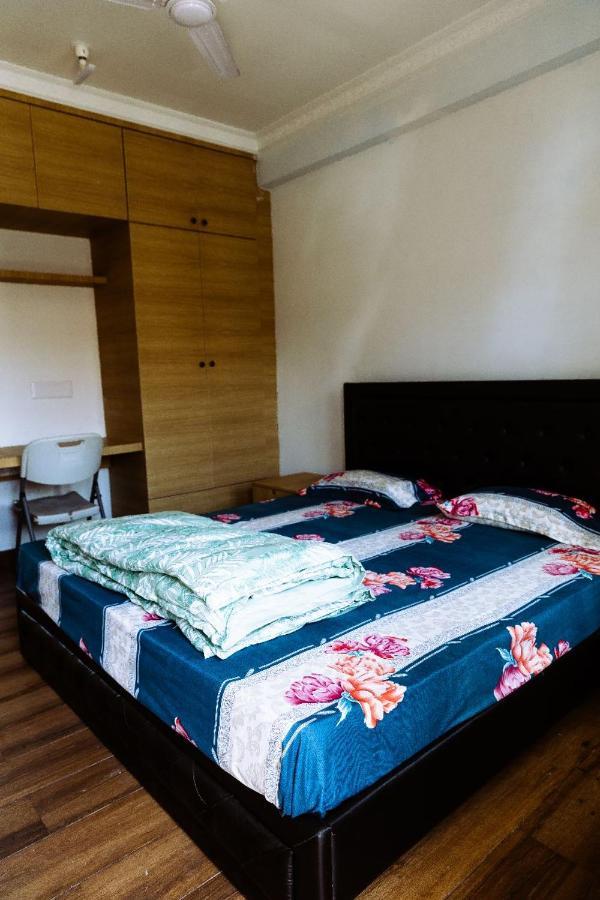 Rvr Abode -Private Rooms 벵갈루루 외부 사진