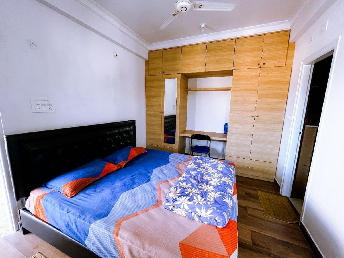 Rvr Abode -Private Rooms 벵갈루루 외부 사진