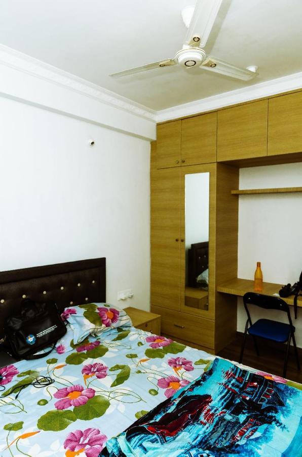 Rvr Abode -Private Rooms 벵갈루루 외부 사진
